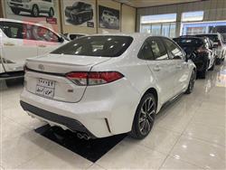 تۆیۆتا کۆرۆلا